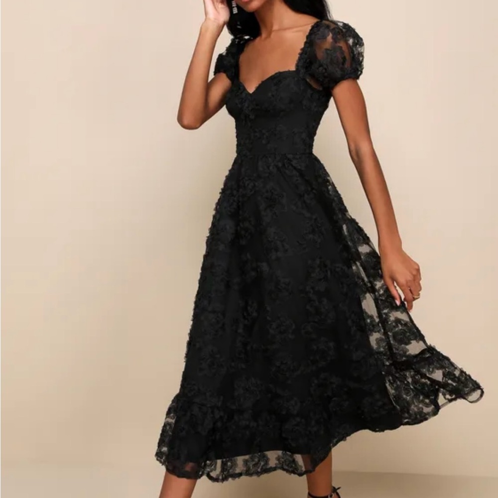 ✨ Lulus Notable Elegance Black Mesh Floral Applique Bustier Midi Dress ✨